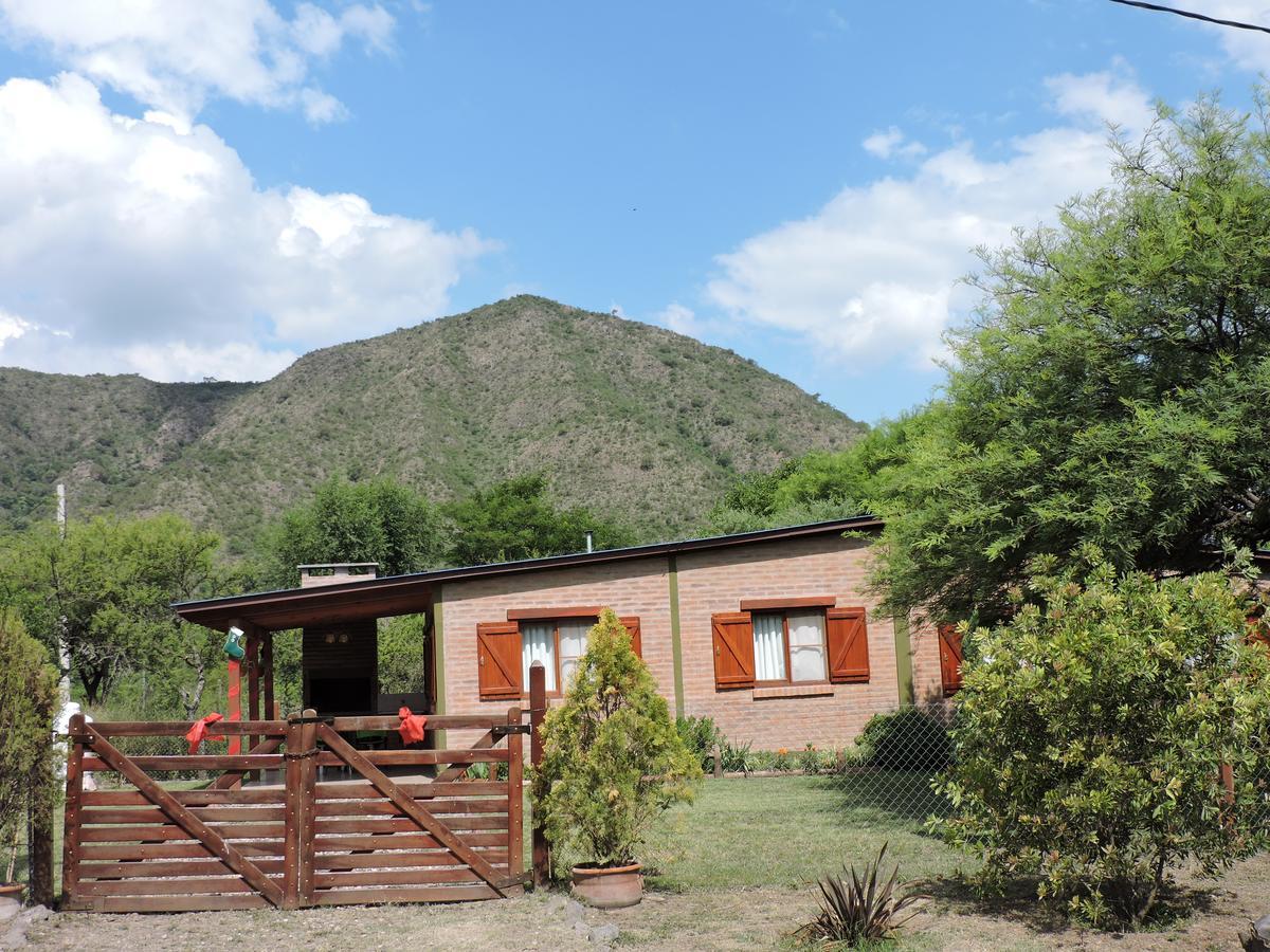 Cabanas Los Cockers Villa General Belgrano Exterior photo